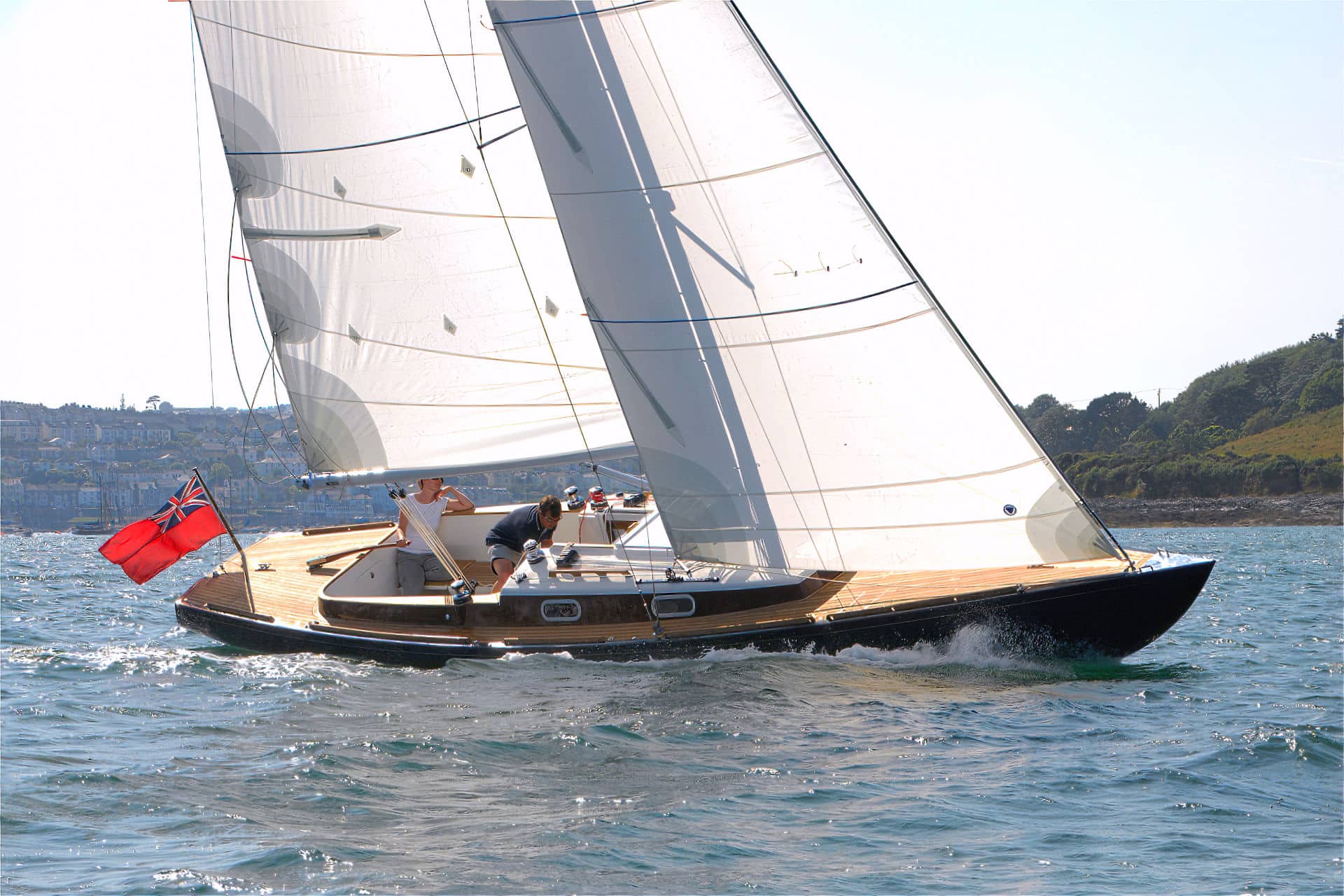 carbon mast yacht